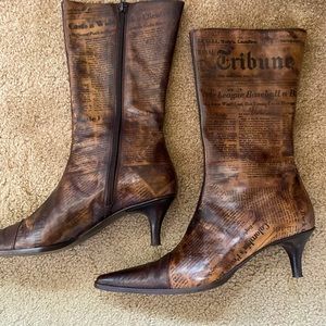 Newspaper Print Boots Made in Italy
